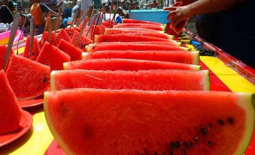 البطيخ.. 10 فوائد رائعة وخطر وحيد